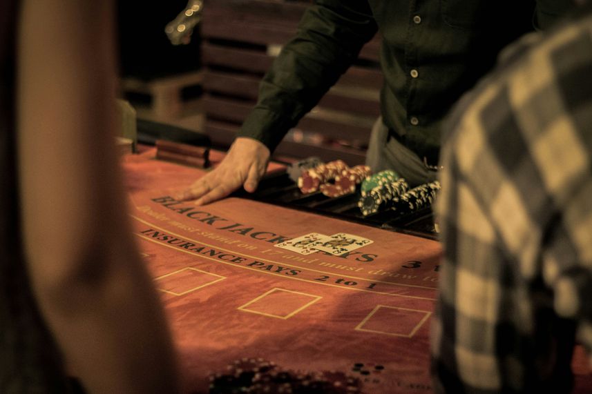 Lucky elf casino